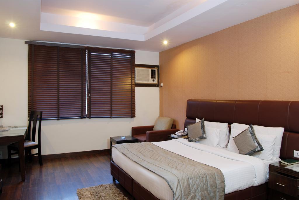 Hotel Deer Parkk New Delhi Buitenkant foto