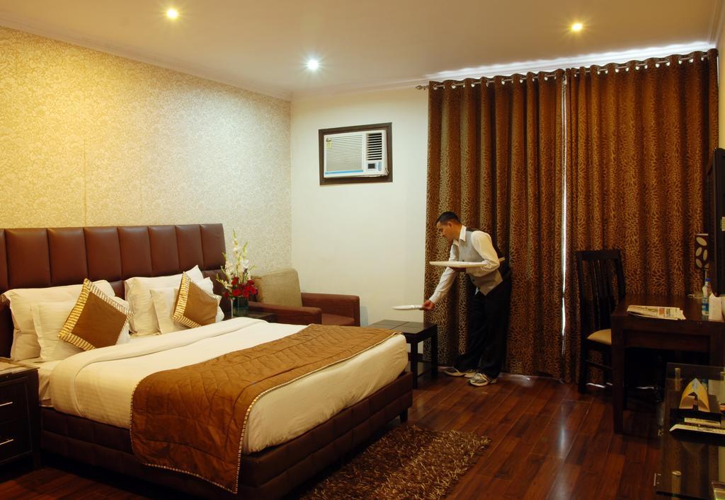 Hotel Deer Parkk New Delhi Buitenkant foto